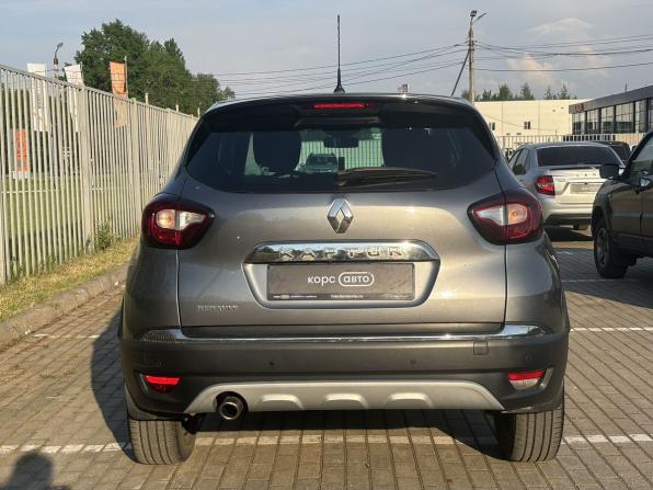 Renault Kaptur I с пробегом 2017 года, цена 1 423 000 рублей, 53212 км, внедорожник, Автокод Объявления