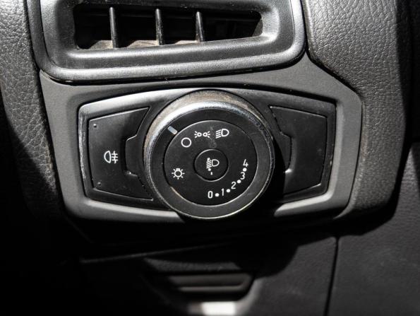 Ford Focus III с пробегом 2012 года, цена 900 000 рублей, 199864 км, хэтчбек, Автокод Объявления