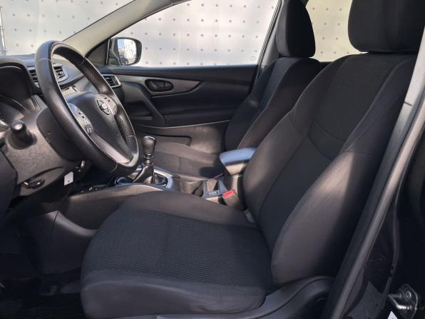 Nissan Qashqai II с пробегом 2018 года, цена 1 635 000 рублей, 148351 км, внедорожник, Автокод Объявления