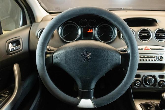 Peugeot 308 I с пробегом 2010 года, цена 335 000 рублей, 269941 км, хэтчбек, Автокод Объявления