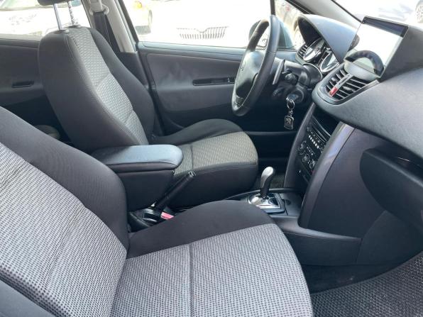Peugeot 207 I Рестайлинг с пробегом 2010 года, цена 415 000 рублей, 152338 км, хэтчбек, Автокод Объявления