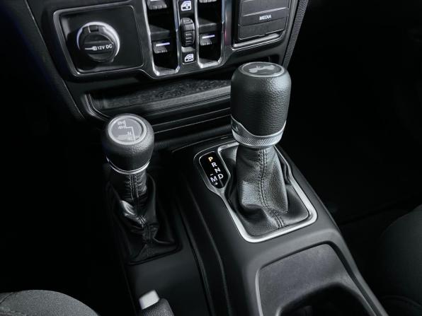 Jeep Wrangler IV (JL) с пробегом 2021 года, цена 4 550 000 рублей, 20000 км, внедорожник, Автокод Объявления
