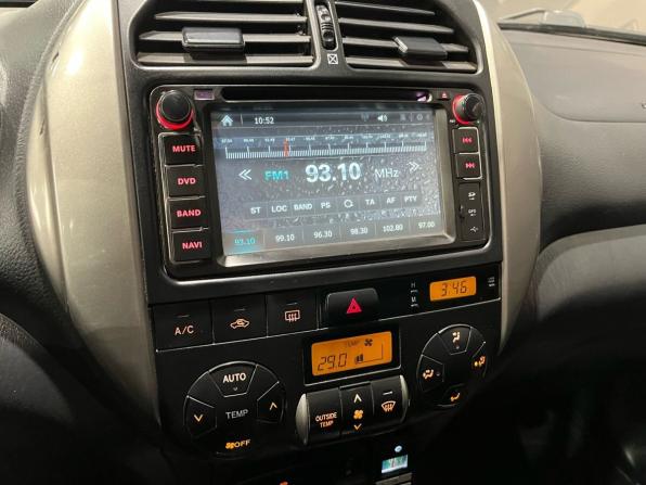 Toyota RAV4 II (XA20) Рестайлинг с пробегом 2005 года, цена 850 000 рублей, 180158 км, внедорожник, Автокод Объявления