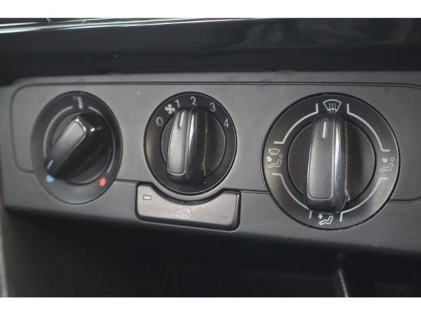Volkswagen Polo V с пробегом 2012 года, цена 629 400 рублей, 206820 км, седан, Автокод Объявления