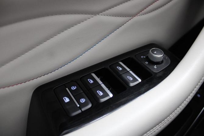 Geely Monjaro I с пробегом 2023 года, цена 3 378 000 рублей, 62000 км, внедорожник, Автокод Объявления