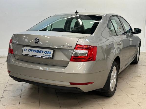 Skoda Octavia III (A7) Рестайлинг с пробегом 2018 года, цена 2 149 000 рублей, 40102 км, лифтбек, Автокод Объявления