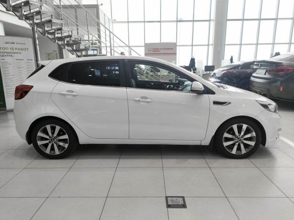 Kia Rio III Рестайлинг с пробегом 2016 года, цена 1 320 000 рублей, 117877 км, хэтчбек, Автокод Объявления