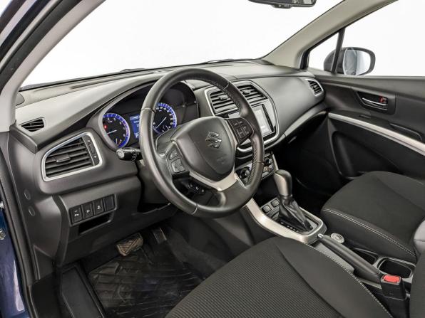 Suzuki SX4 II (S-Cross) Рестайлинг с пробегом 2019 года, цена 2 250 000 рублей, 39593 км, хэтчбек, Автокод Объявления