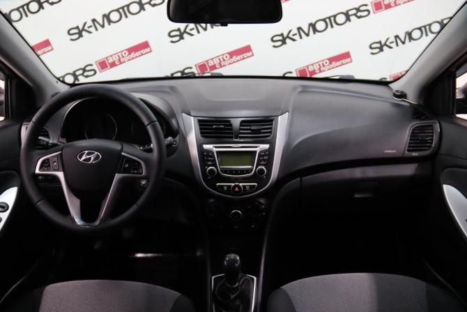 Hyundai Solaris I с пробегом 2013 года, цена 665 650 рублей, 324284 км, седан, Автокод Объявления