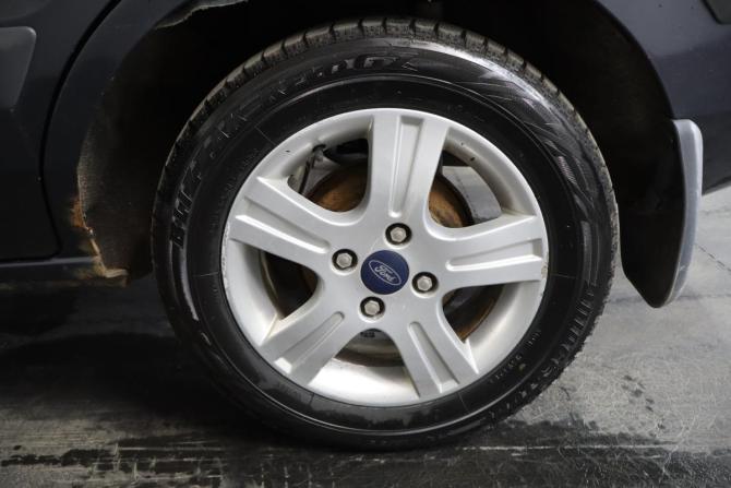 Ford Fusion I Рестайлинг с пробегом 2008 года, цена 379 000 рублей, 206000 км, хэтчбек, Автокод Объявления