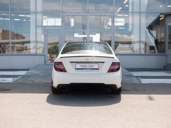 Mercedes-Benz C-Класс III (W204) Рестайлинг с пробегом 2012 года, цена 1 380 000 рублей, 205653 км, седан, Автокод Объявления