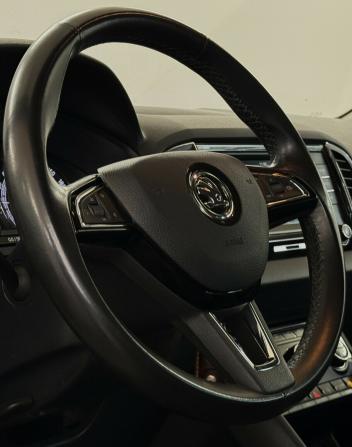 Skoda Karoq I с пробегом 2020 года, цена 1 694 000 рублей, 274977 км, внедорожник, Автокод Объявления