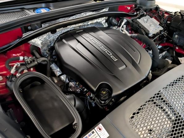 Porsche Macan I Рестайлинг с пробегом 2021 года, цена 5 800 000 рублей, 37383 км, внедорожник, Автокод Объявления