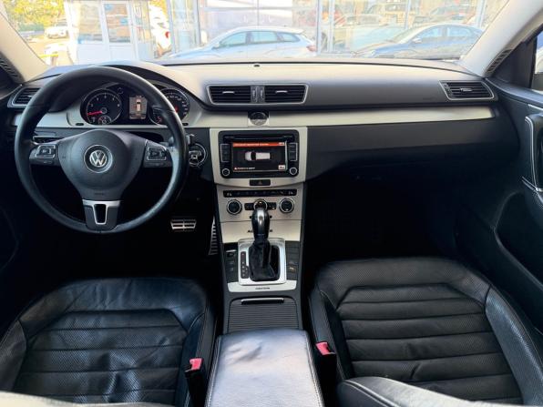 Volkswagen Passat B7 с пробегом 2012 года, цена 1 300 000 рублей, 355211 км, универсал, Автокод Объявления