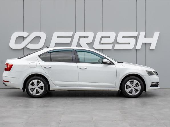 Skoda Octavia III (A7) Рестайлинг с пробегом 2020 года, цена 1 580 000 рублей, 133550 км, лифтбек, Автокод Объявления
