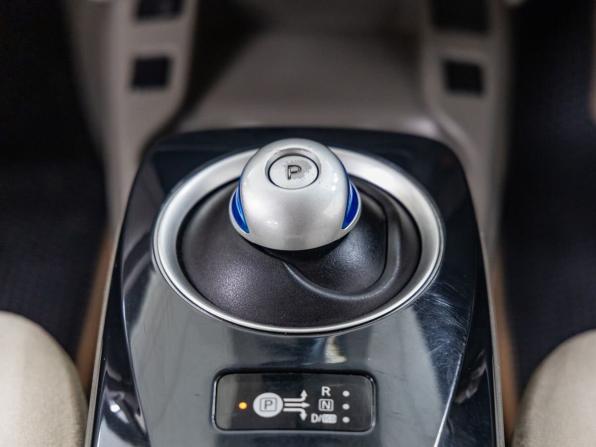Nissan Leaf I (ZE0/AZE0) с пробегом 2011 года, цена 523 000 рублей, 157212 км, хэтчбек, Автокод Объявления