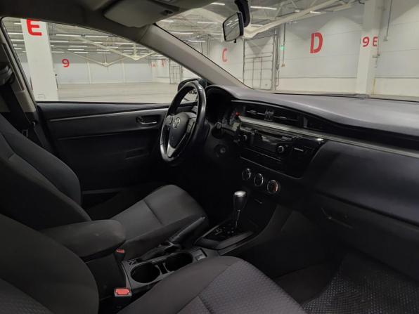 Toyota Corolla XI (E160 E170 E180) с пробегом 2014 года, цена 1 070 000 рублей, 176925 км, седан, Автокод Объявления