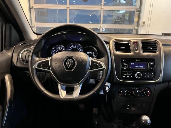 Renault Sandero II Рестайлинг с пробегом 2019 года, цена 1 280 000 рублей, 88425 км, хэтчбек, Автокод Объявления