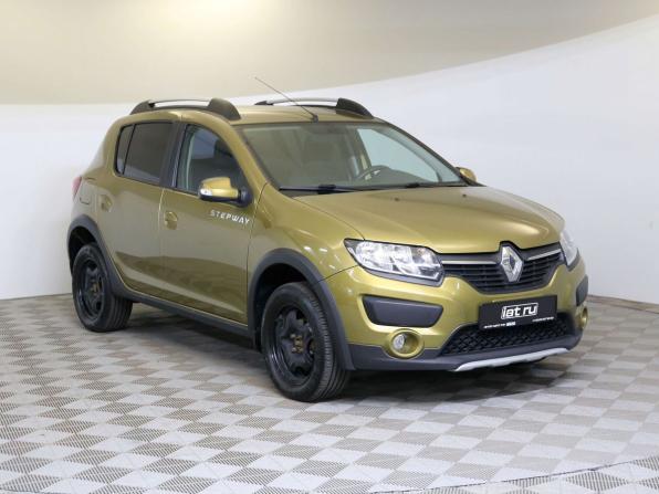 Renault Sandero II с пробегом 2015 года, цена 915 000 рублей, 110021 км, хэтчбек, Автокод Объявления