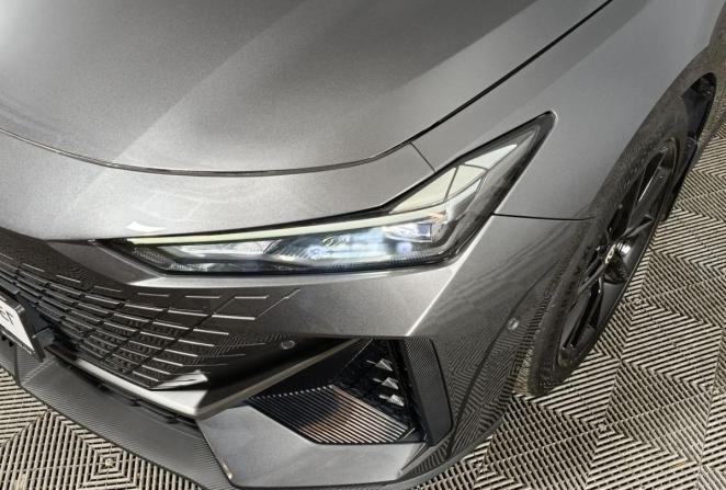 Changan UNI-V I с пробегом 2023 года, цена 2 415 000 рублей, 21103 км, лифтбек, Автокод Объявления