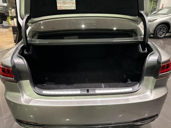 Lexus LS V с пробегом 2018 года, цена 7 478 000 рублей, 60179 км, седан, Автокод Объявления
