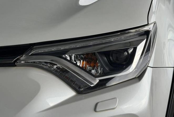 Toyota RAV4 IV (XA40) Рестайлинг с пробегом 2018 года, цена 2 945 000 рублей, 55605 км, внедорожник, Автокод Объявления