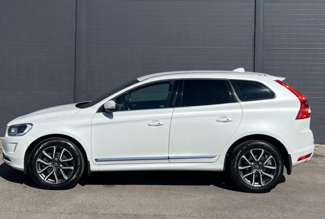 Volvo XC60 I Рестайлинг с пробегом 2015 года, цена 2 330 000 рублей, 117871 км, внедорожник, Автокод Объявления