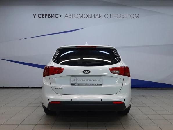 Kia Ceed II Рестайлинг с пробегом 2018 года, цена 919 000 рублей, 254060 км, универсал, Автокод Объявления