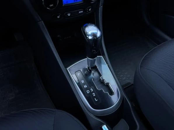 Hyundai Solaris I с пробегом 2011 года, цена 800 000 рублей, 219986 км, седан, Автокод Объявления