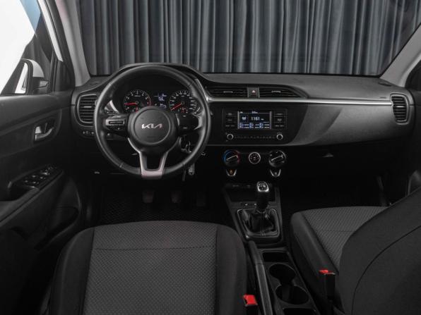 Kia Rio IV Рестайлинг с пробегом 2022 года, цена 1 239 000 рублей, 117096 км, седан, Автокод Объявления
