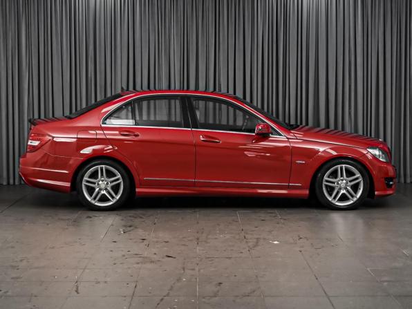 Mercedes-Benz C-Класс III (W204) Рестайлинг с пробегом 2012 года, цена 1 388 000 рублей, 160073 км, седан, Автокод Объявления