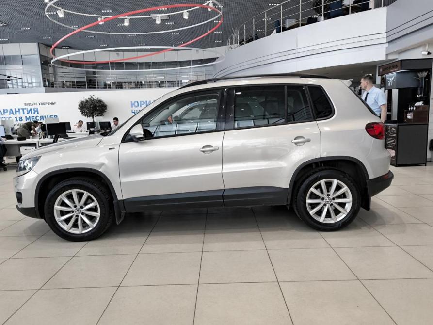 Volkswagen Tiguan I Рестайлинг Казань  - изображение 10