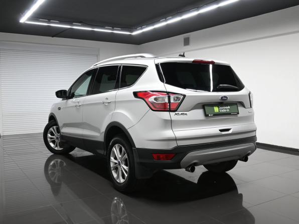 Ford Kuga II Рестайлинг с пробегом 2017 года, цена 1 570 000 рублей, 151321 км, внедорожник, Автокод Объявления