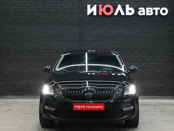 Skoda Octavia III (A7) Рестайлинг с пробегом 2018 года, цена 1 825 000 рублей, 140516 км, лифтбек, Автокод Объявления