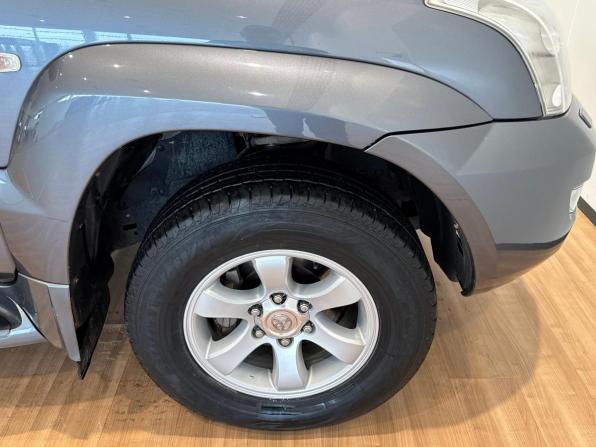 Toyota Land Cruiser Prado 120 Series Рестайлинг с пробегом 2008 года, цена 2 330 000 рублей, 303370 км, внедорожник, Автокод Объявления