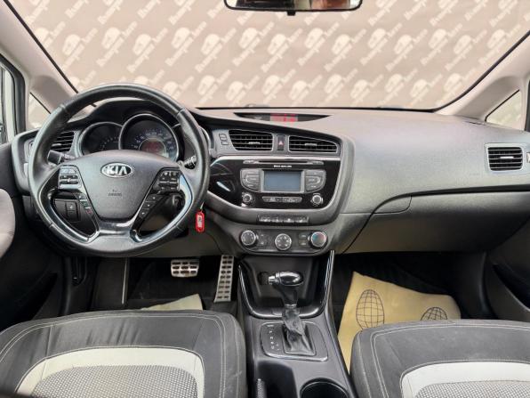 Kia Ceed II с пробегом 2014 года, цена 1 200 000 рублей, 138000 км, хэтчбек, Автокод Объявления
