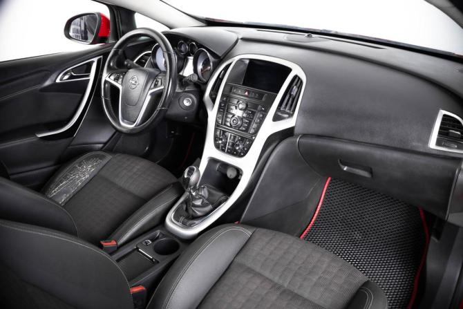 Opel Astra J Рестайлинг с пробегом 2012 года, цена 779 000 рублей, 163048 км, хэтчбек, Автокод Объявления