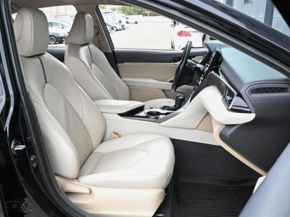 Toyota Camry VIII (XV70) Рестайлинг с пробегом 2021 года, цена 2 744 000 рублей, 115059 км, седан, Автокод Объявления
