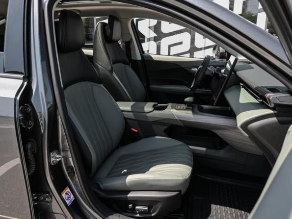 Changan Lamore с пробегом 2024 года, цена 2 049 000 рублей, 24172 км, седан, Автокод Объявления
