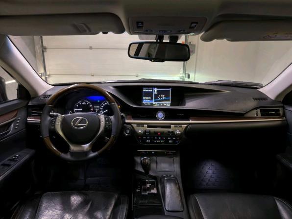 Lexus ES VI с пробегом 2012 года, цена 1 999 000 рублей, 223862 км, седан, Автокод Объявления