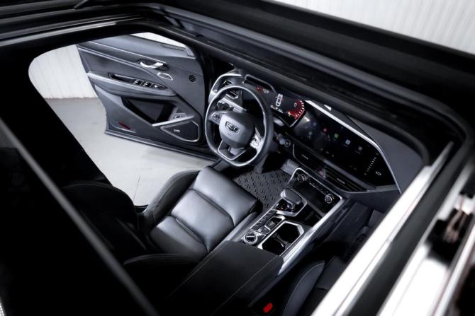 Geely Tugella I с пробегом 2023 года, цена 2 549 900 рублей, 109000 км, внедорожник, Автокод Объявления