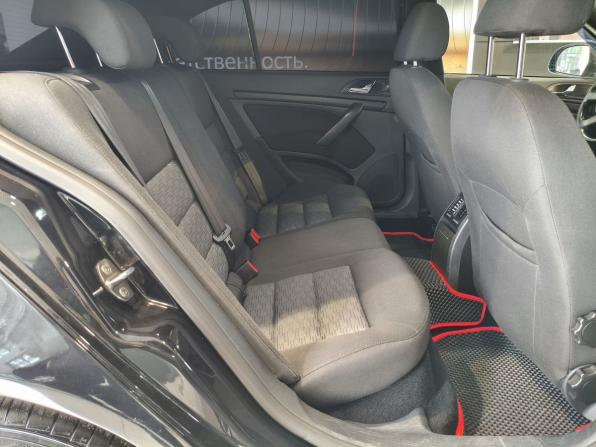 Skoda Octavia II (A5) Рестайлинг с пробегом 2012 года, цена 750 000 рублей, 178000 км, лифтбек, Автокод Объявления
