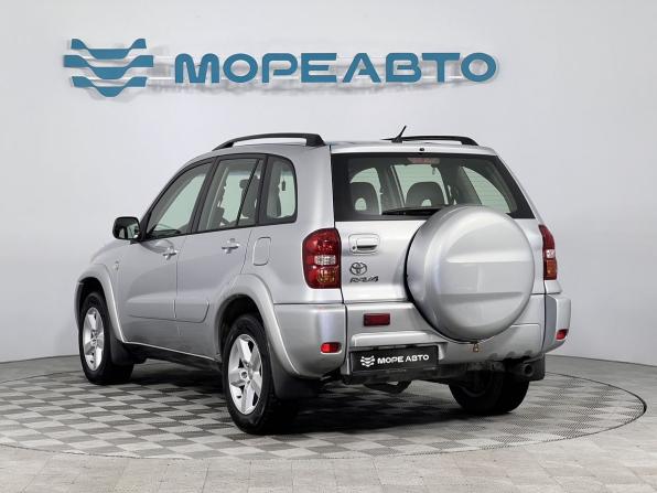 Toyota RAV4 II (XA20) Рестайлинг с пробегом 2005 года, цена 950 000 рублей, 229367 км, внедорожник, Автокод Объявления