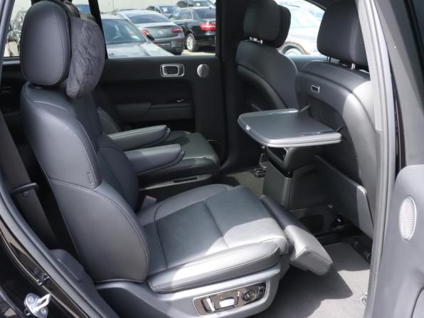 Li Auto (Lixiang) L9 I Рестайлинг с пробегом 2024 года, цена 6 335 000 рублей, 59110 км, внедорожник, Автокод Объявления