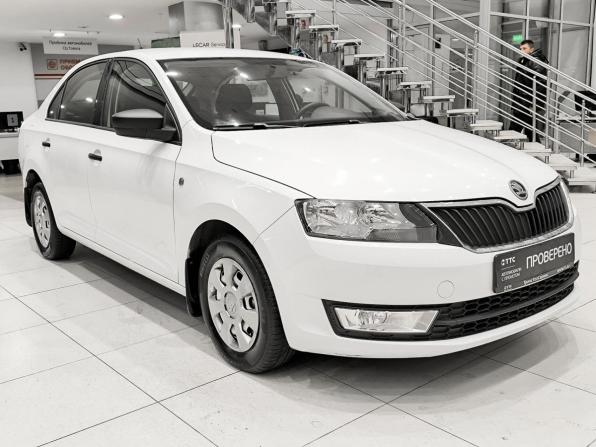 Skoda Rapid I с пробегом 2016 года, цена 1 080 000 рублей, 88160 км, лифтбек, Автокод Объявления