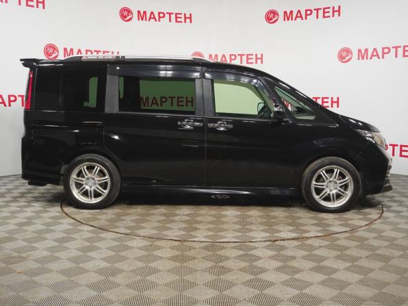 Honda Stepwgn V с пробегом 2015 года, цена 1 717 000 рублей, 164633 км, минивэн, Автокод Объявления