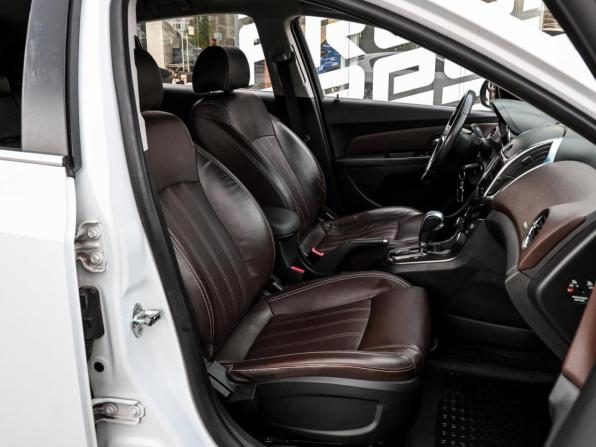 Chevrolet Cruze I Рестайлинг с пробегом 2014 года, цена 928 800 рублей, 141429 км, хэтчбек, Автокод Объявления