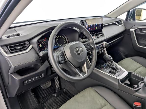 Toyota RAV4 V (XA50) с пробегом 2025 года, цена 4 150 000 рублей, 6840 км, внедорожник, Автокод Объявления