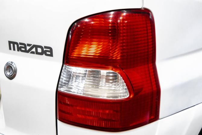 Mazda Demio I (DW) с пробегом 2001 года, цена 249 000 рублей, 240000 км, хэтчбек, Автокод Объявления
