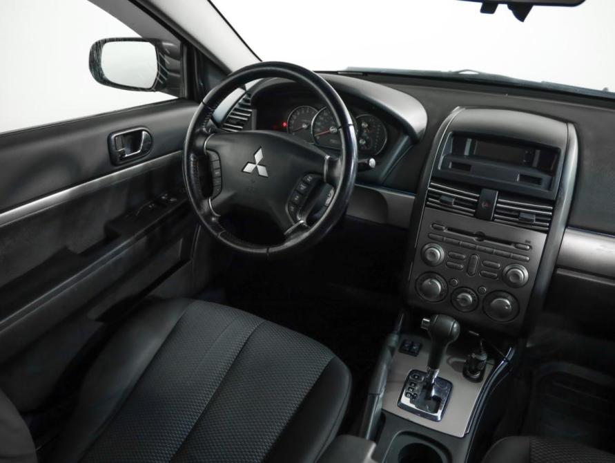Mitsubishi Galant IX Рестайлинг 2 Санкт-Петербург  - изображение 9